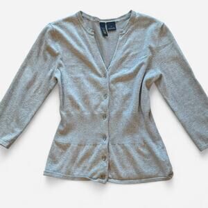 Light gray cardigan with jewel